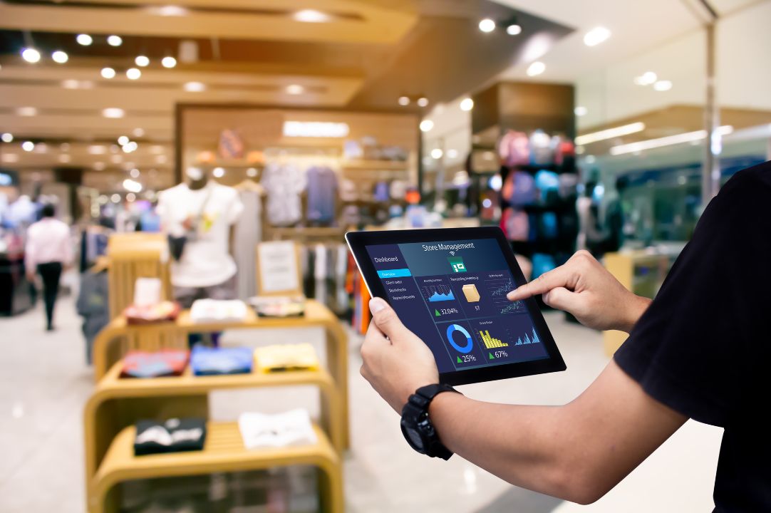 Gestione smart dei punti vendita: soluzioni a noleggio per il retail